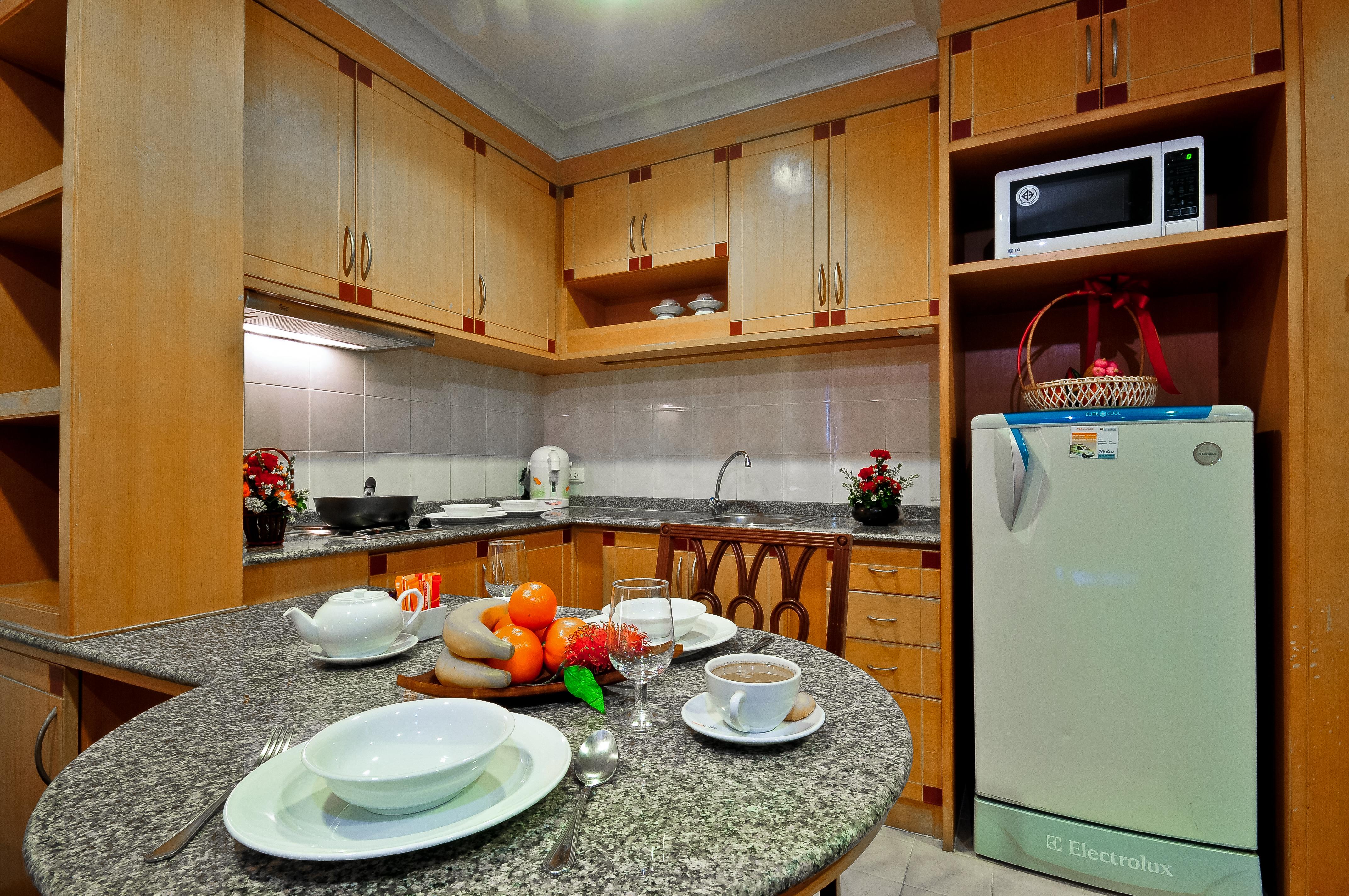 Admiral Suites Бангкок Екстер'єр фото