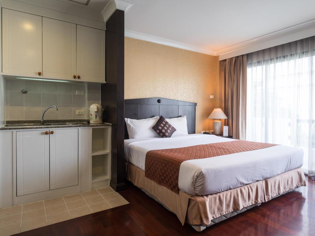 Admiral Suites Бангкок Екстер'єр фото